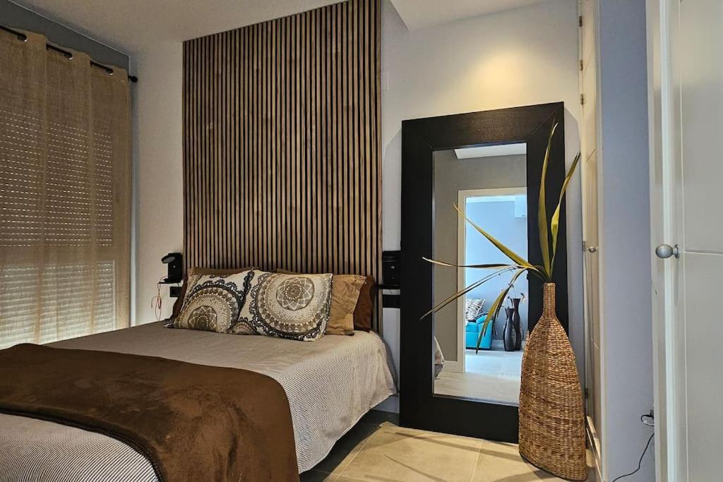 Suite Trinidad Centro Malaga Bagian luar foto